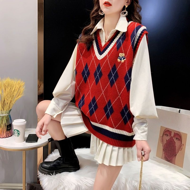 Winter Clothing Aesthetic - Czerwone dzianinowe kamizelki damskie bez rękawów,